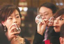 Διαύλους για τα ελληνικά κρασιά στην Κίνα ανοίγει η Greek Wine Academy