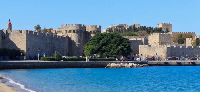 Αμερικανοί δημοσιογράφοι στα Δωδεκάνησα Αμερικανοί δημοσιογράφοι στα Δωδεκάνησα