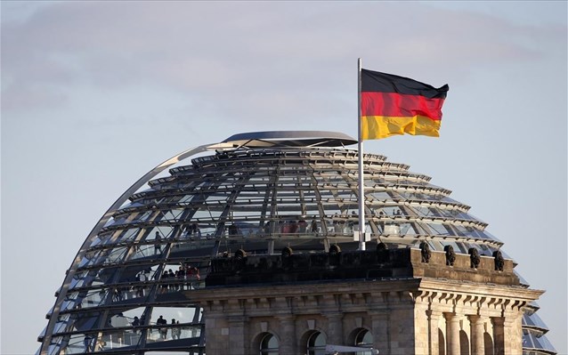 oi-germanikes-exagoges-sti-rosia-katakrimnistikan-sto-chamilotero-epipedo-ton-teleftaion-dyo-dekaetion-46992