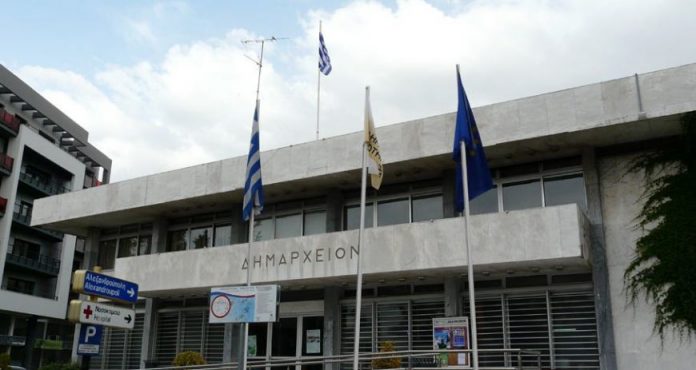 Απαλλάσσονται από τέλη τρίτεκνοι, μονογονεϊκές οικογένειες και άνεργοι στην Κομοτηνή Απαλλάσσονται από τέλη τρίτεκνοι, μονογονεϊκές οικογένειες και άνεργοι στην Κομοτηνή