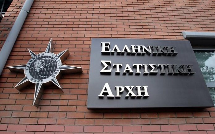 Άνοδο κατέγραψαν οι πωλήσεις σε τρόφιμα-ποτά Άνοδο κατέγραψαν οι πωλήσεις σε τρόφιμα-ποτά