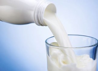 Απαντήσεις Καχριμάνη σε δημοσιεύματα για το γάλα