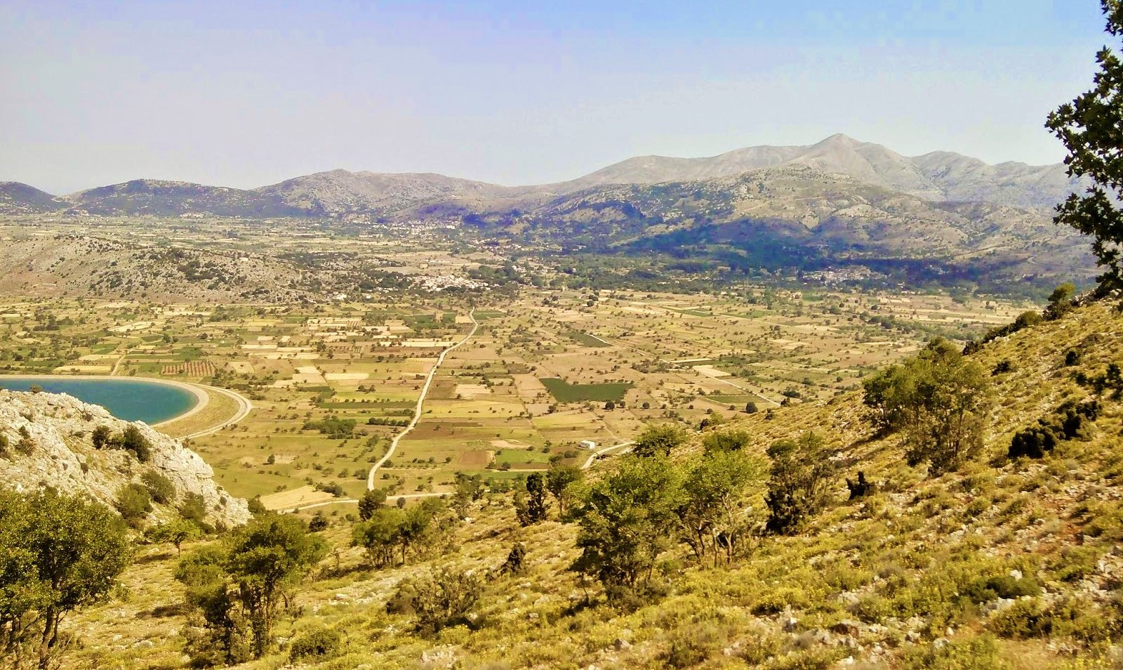 avra-trion-pelagon-gia-to-evlogimeno-lasithi-50792