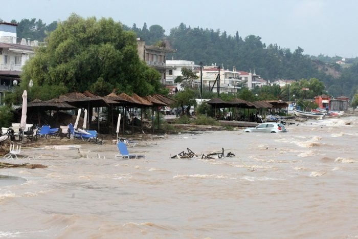 kondyli-15-ekat-evro-gia-tis-katastrofes-apo-ti-theominia-sto-dimo-thermaikou-50218