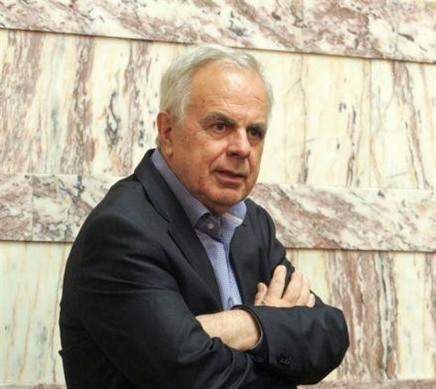 extra-lysi-gia-ta-kokkina-daneia-tis-ate-proanangellei-o-apostolou-61675