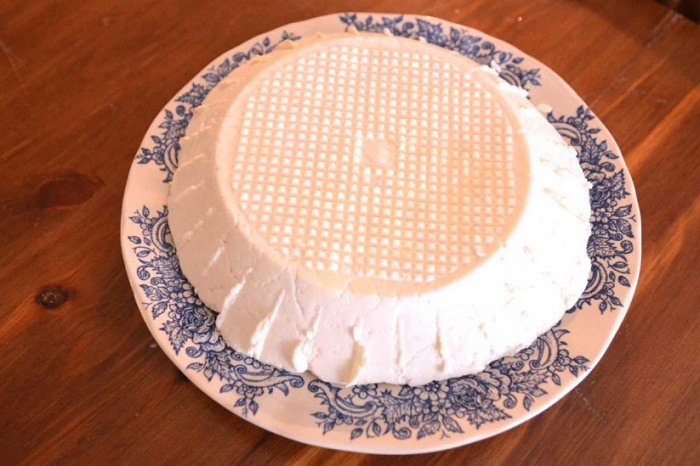 Ελαφότοπος Ζαγορίου: Η Ρόκκα της Λένας ...Και η Λένα της Ρόκκας