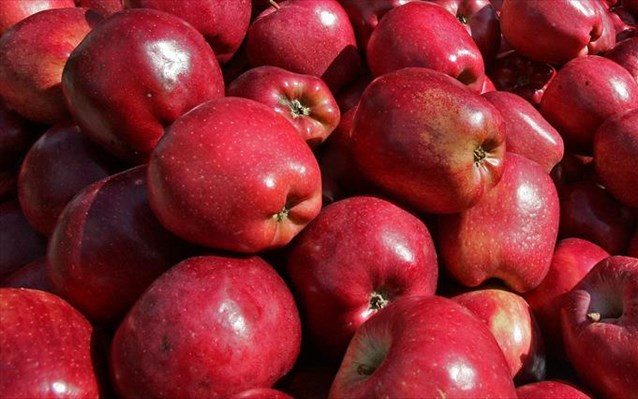 Δέσμευση 4,8 τόνων μήλων χωρίς σήμανση στου Ρέντη