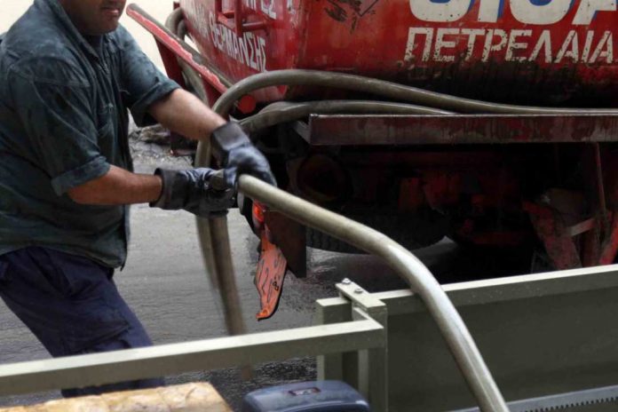 Καθαρές απαντήσεις για το επίδομα θέρμανσης ζητάει η ΝΔ Καθαρές απαντήσεις για το επίδομα θέρμανσης ζητάει η ΝΔ