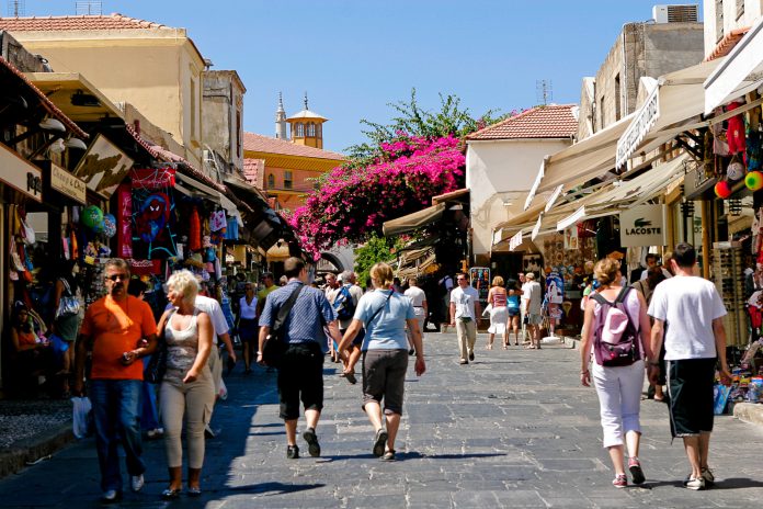 Υπηρεσία για τη διαχείριση παραπόνων τουριστών στα νησιά νοτίου Αιγαίου