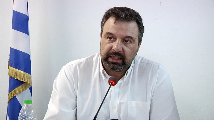 st-arachovitis-ypirxan-kathysteriseis-alla-osoi-kanoun-kritiki-as-skeftontai-kai-tis-ekkremotites-pou-afisan-68403
