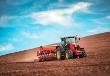 Aπό 86 ευρώ το μήνα ξεκινούν οι ασφαλιστικές εισφορές των αγροτών το 2017