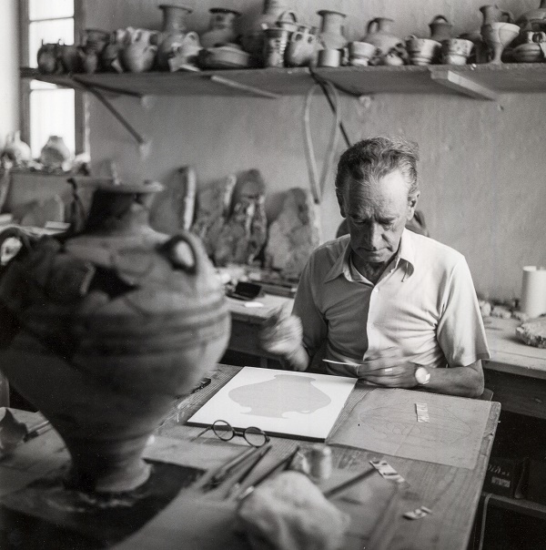 Robert McCabe. Αναμνήσεις & μνημεία του Αιγαίου