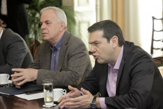 mazi-me-ton-tsipra-kai-o-apostolou-sto-irakleio-68682
