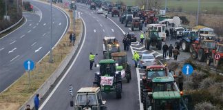 Στις 14 του μήνα βλέπουν τον Υπουργό και στις 18 βγαίνουν στους δρόμους οι αγρότες των μπλόκων