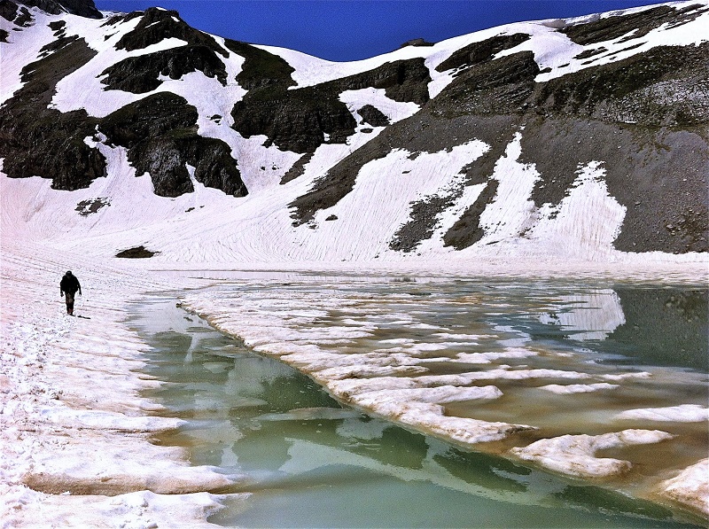 Τύμφη: Η λίμνη των δράκων εξάπτει την φαντασία (Φωτό)