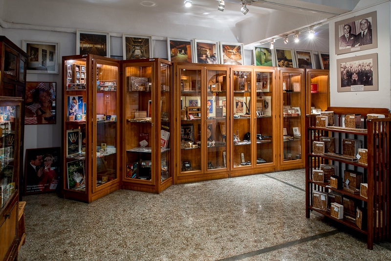 Μουσείο Καπνού Καβάλας: Τσιγάρο ατέλειωτο… η ιστορία του καπνού