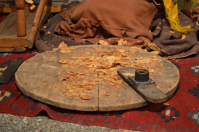 Μουσείο Καπνού Καβάλας: Τσιγάρο ατέλειωτο… η ιστορία του καπνού