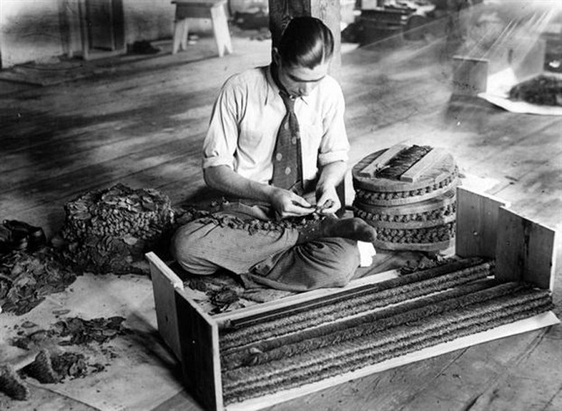 Μουσείο Καπνού Καβάλας: Τσιγάρο ατέλειωτο… η ιστορία του καπνού