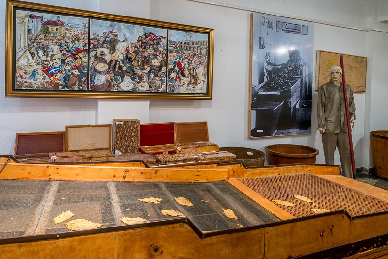 Μουσείο Καπνού Καβάλας: Τσιγάρο ατέλειωτο… η ιστορία του καπνού