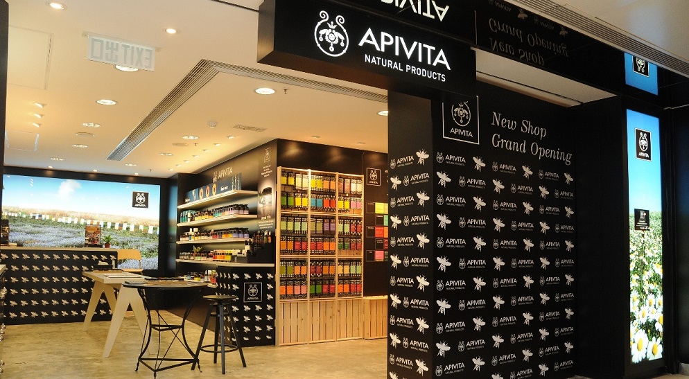 sto-stochastro-tis-gallikis-l-oreal-vrisketai-i-apivita-74902