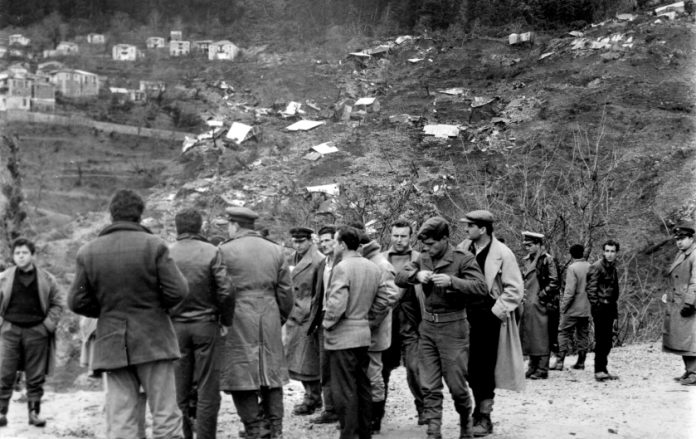 ntokimanter xorio nikise uanato istoriko arxeio piop Το ντοκιμαντέρ «Το χωριό που νίκησε το θάνατο» στο Ιστορικό Αρχείο ΠΙΟΠ