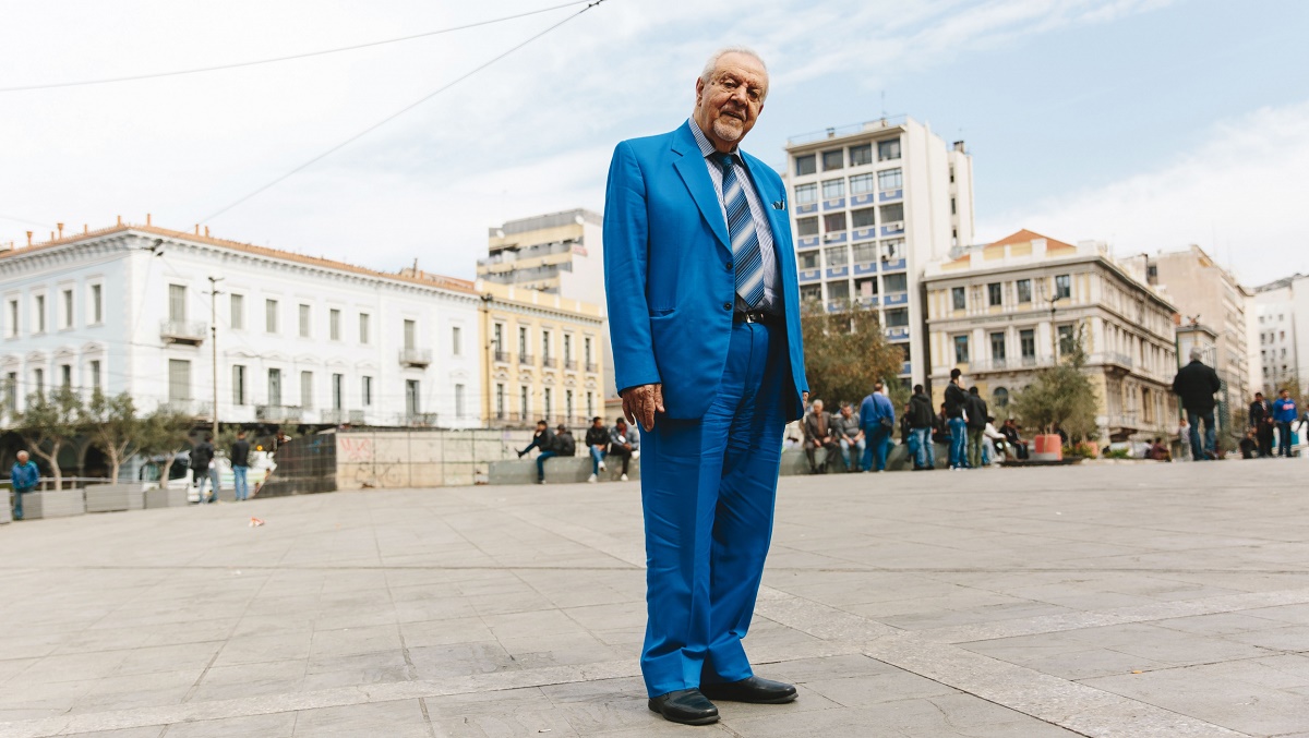 o-petroloukas-chalkias-kapote-eide-alogo-na-sikonetai-orthio-akougontas-to-klarino-tou-77680