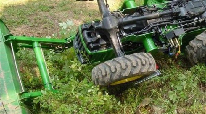 Nεκρός 75χρονος αγρότης από ανατροπή τρακτέρ στα Χανιά Nεκρός 75χρονος αγρότης από ανατροπή τρακτέρ στα Χανιά