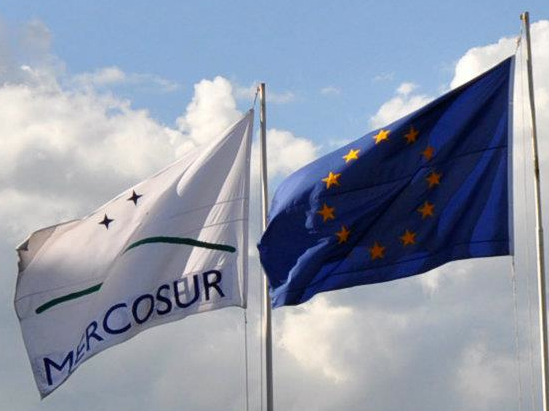Η Γαλλία δεν θα σταθεί «εμπόδιο» στις διαπραγματεύσεις ΕΕ-Mercosur, διαβεβαιώνει ο Μισέλ Σαπέν