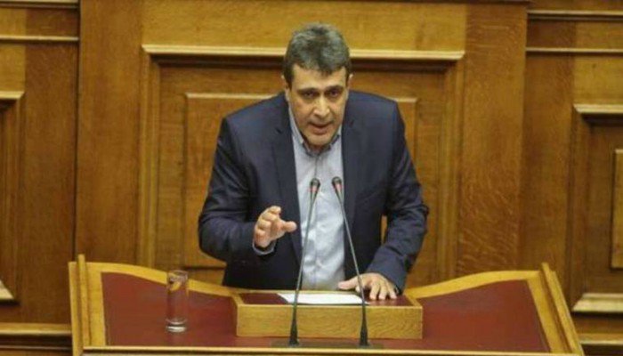 ktirio-tou-ypaat-diekdikoun-aftodioikitikoi-paragontes-tis-kritis-na-fygei-o-amiantos-zitoun-oi-ergazomenoi-85511
