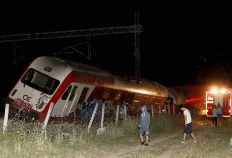 Τραγωδία στο Άδενδρο. Νεκροί και τραυματίες από εκτροχιασμό τρένου