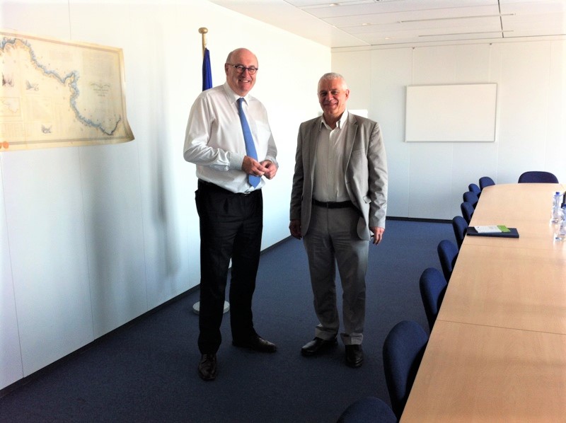 Συνάντηση του Αν. Υπουργού ΥπΑΑΤ με τον Phil Hogan στις Βρυξέλλες