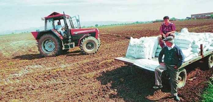 Τα αγροτικά εφόδια που επιστρέφουν στο ΦΠΑ 13% από 1/1/2017 Τα αγροτικά εφόδια που επιστρέφουν στο ΦΠΑ 13% από 1/1/2017