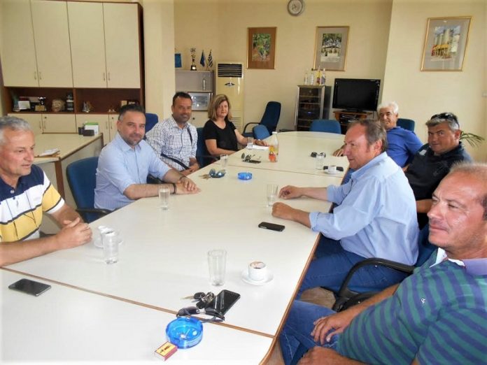 Επίσκεψη του βουλευτή Γιώργου Κατσιαντώνη Οινοποιητικό Συνεταιρισμό Τυρνάβου