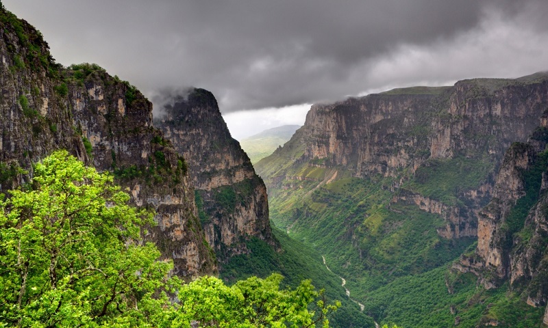 to-geoparko-vikou-aoou-apokalyptei-ta-mystika-tou-88356