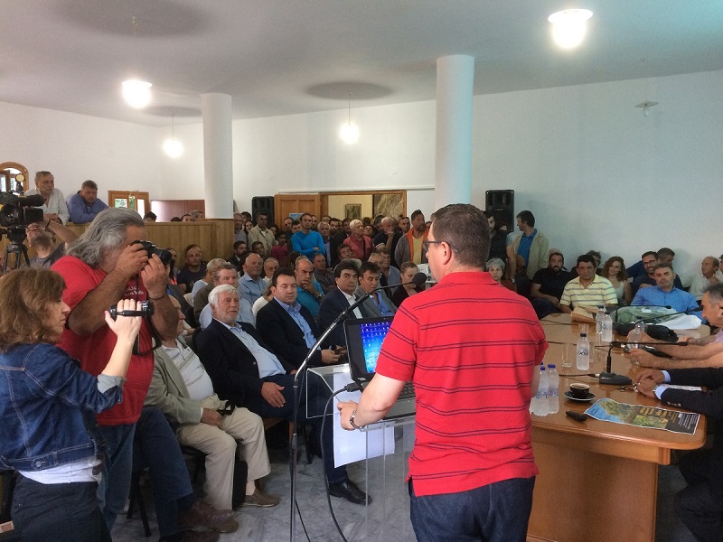 H Περιφέρεια Πελοποννήσου αναλαμβάνει το κόστος αντιμετώπισης της σφήκας της καστανιάς (Βίντεο)