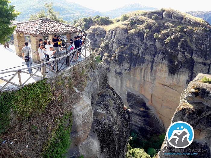 Επίσκεψη του Meteora Wrestling Academy στους Ιερούς Βράχους των Μετεώρων