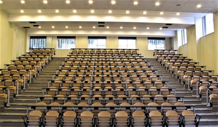 tropologia metakiniseis kathigiton AEI fernei enosi kentroon Τροπολογία για μετακινήσεις καθηγητών ΑΕΙ φέρνει η Ένωση Κεντρώων