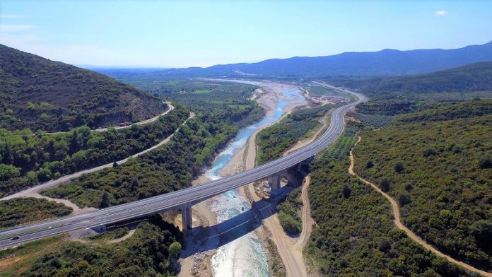paradidetai pempti voreio tmima athina ioannina 3.5 ores