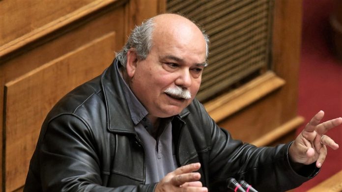 pyra voutsi kata mitsotaki kinitra giatrous agones perioxes (2) Πυρά Βούτση κατά Μητσοτάκη – Κίνητρα για γιατρούς σε άγονες περιοχές