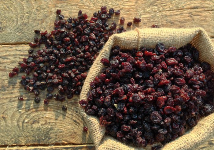 stafida-messinias-afximeni-i-timi-meiomeni-i-paragogi-95373