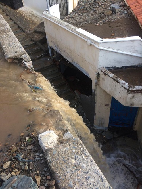 Πρωτοφανής θεομηνία βούλιαξε την Σαμοθράκη (ΦΩΤΟ)