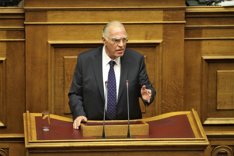 allages-stin-enosi-kentroon-kai-anatarachi-fernei-tychon-paraitisi-leventi-101491