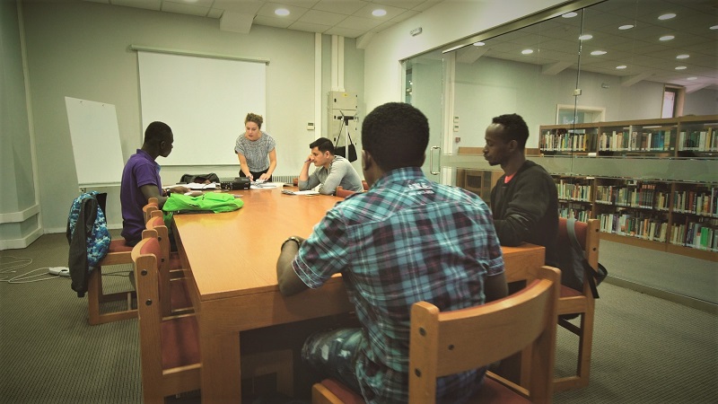 H Αμερικανική Γεωργική Σχολή υποδέχθηκε ως σπουδαστές στο Perrotis College 16 πρόσφυγες