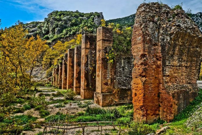 Φιλιππιάδα: Το ρωμαϊκό υδραγωγείο της Αρχαίας Νικόπολης (Βίντεο)