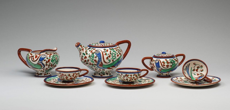 ΙΚΑΡΟΣ: Το θρυλικό εργοστάσιο κεραμικών της Ρόδου 1928-1988