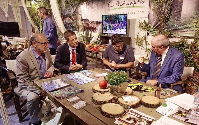 NOSTOS 2017 και ΣΑΜΙΩΤΙΚΟ ΚΡΑΣΙ στη Ναύπακτο