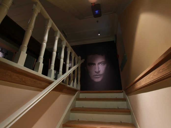 Ένα πρωτοποριακό μουσείο αφιερωμένο σε έναν μεγάλο ποιητή ανοίγει τις πόρτες του