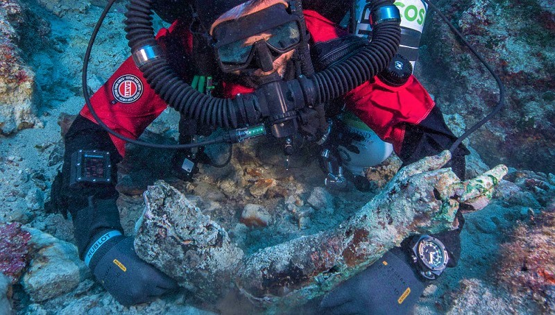 simantika-evrimata-anelkystikan-kata-ti-fetini-ypovrychia-anaskafi-sto-navagio-ton-antikythiron-100426