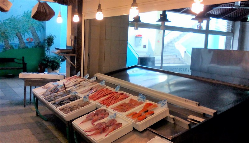 Δημοτική Αγορά Καβάλας: Ρεπορτάζ για τους «προδομένους ήρωες» των ψαράδικων