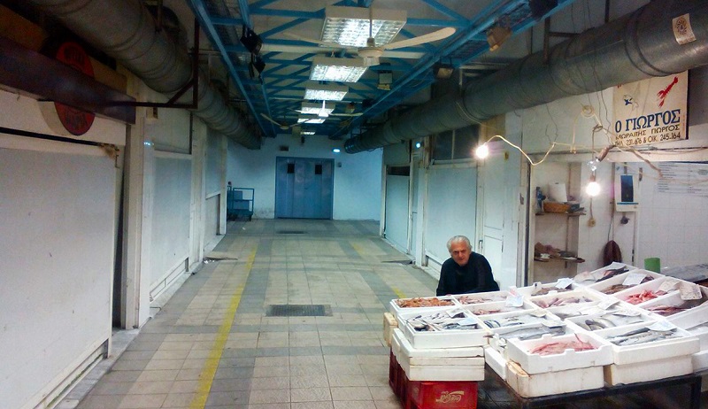 Δημοτική Αγορά Καβάλας: Ρεπορτάζ για τους «προδομένους ήρωες» των ψαράδικων